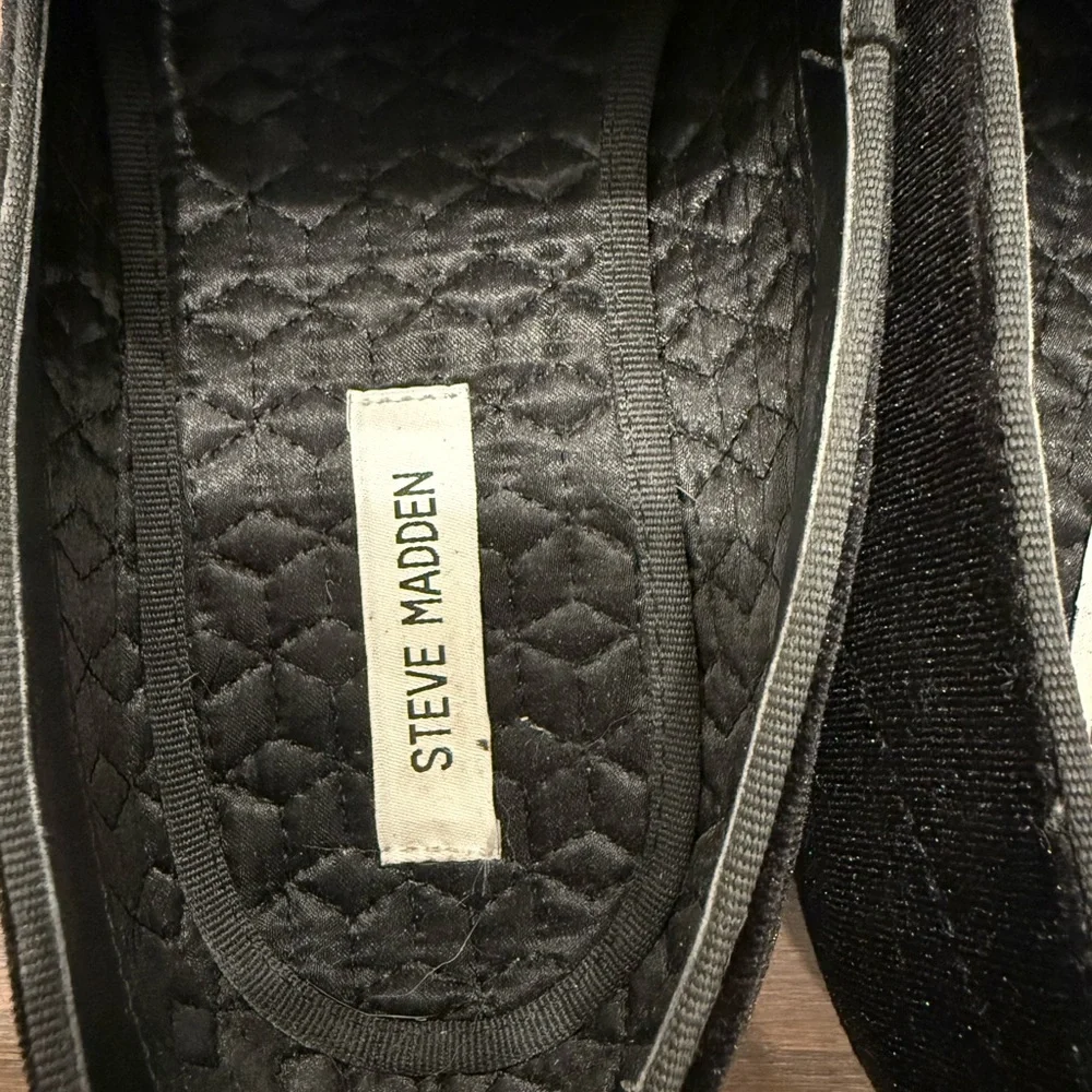 Steve Madden Men's Black Suede Slip-On Loafers
